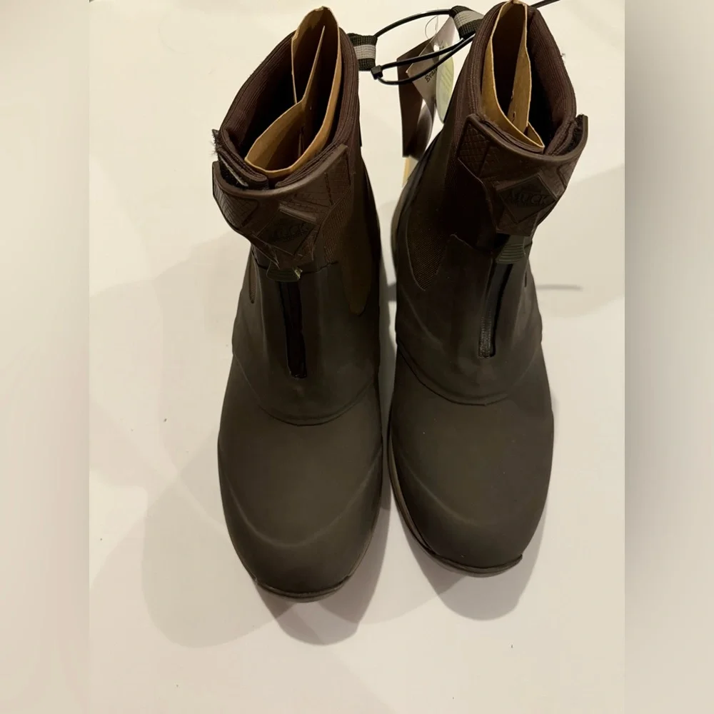 Muck MEN'S APEX MID ZIP ANKLE BOOT, size 13-14‎